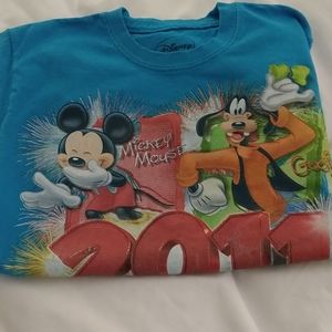 Disney tee